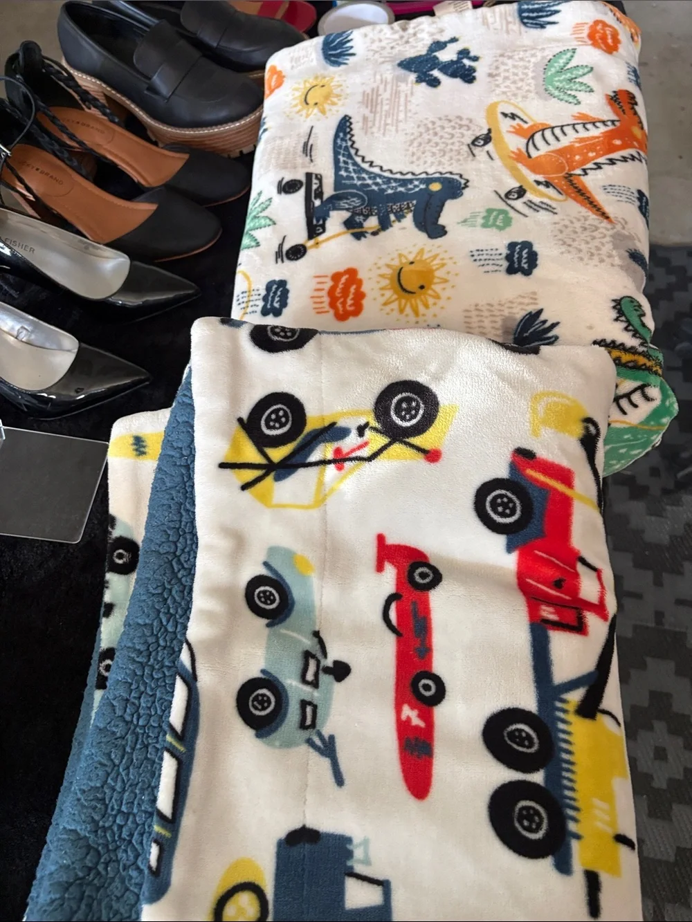 Plush Kids Dinosaur & Vehicle Print Throw Blanket - White Multi